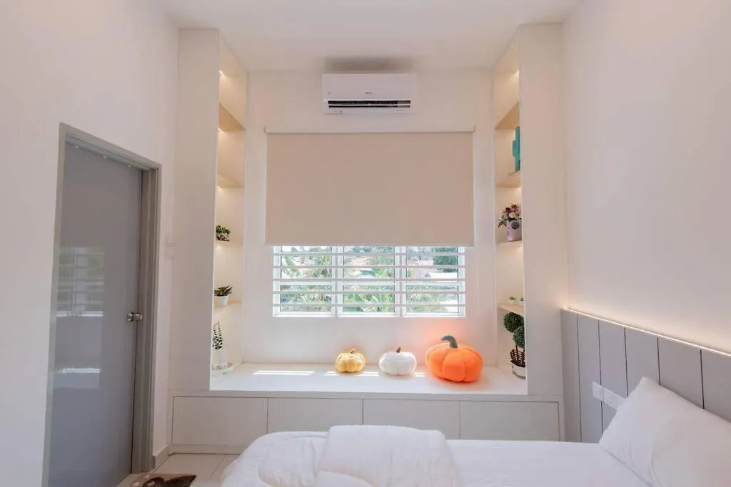 别墅 Pillow Cottage Semi-D Home Stay Town Malacca 马来西亚