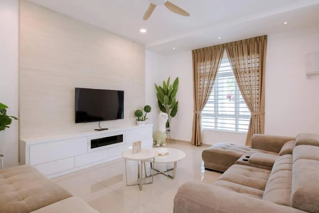 别墅 Pillow Cottage Semi-D Home Stay Town Malacca 马来西亚
