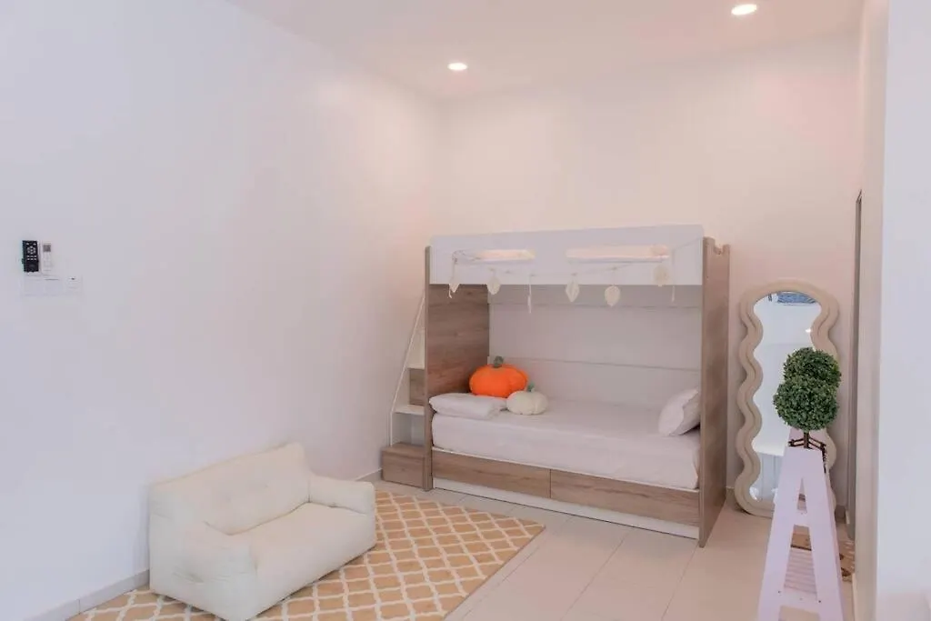 Pillow Cottage Semi-D Home Stay Town Malacca 0*,  马来西亚