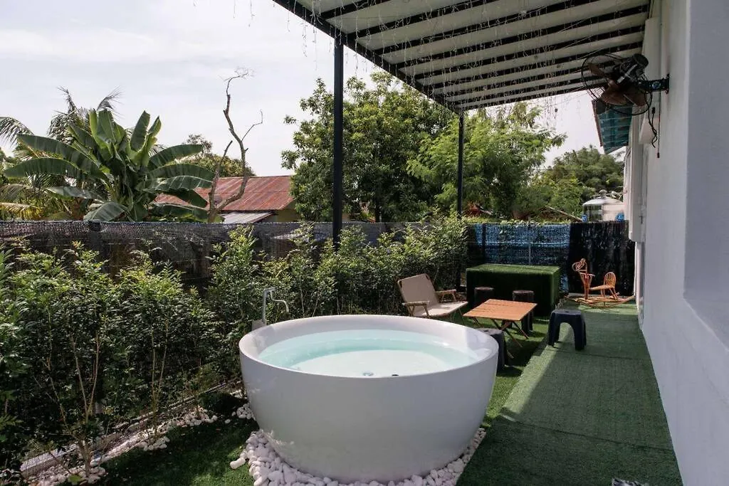 Pillow Cottage Semi-D Home Stay Town 말라카 0*,