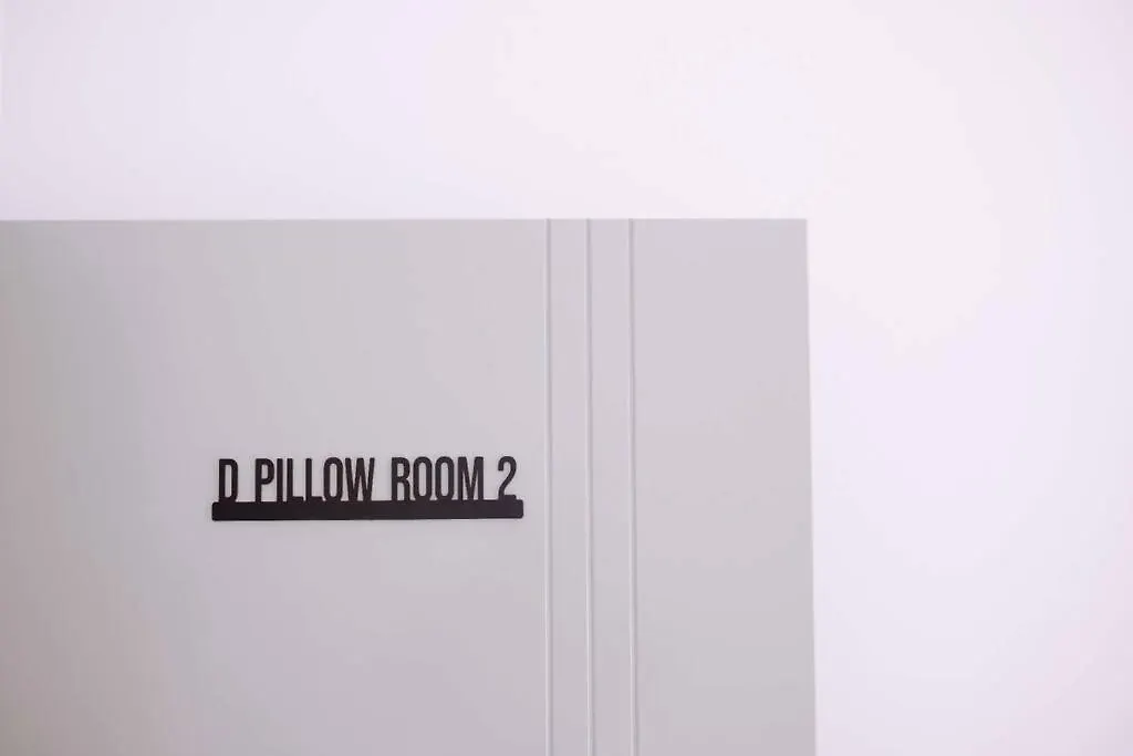 Pillow Cottage Semi-D Home Stay Town 말라카 0*,  말레이시아